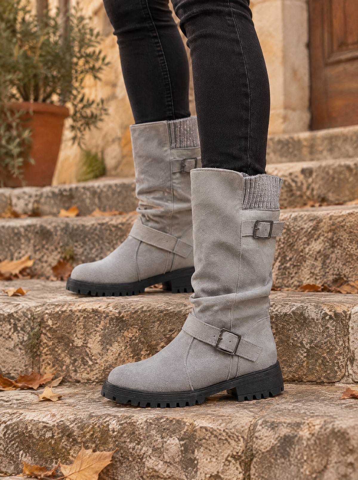 Veraperle botas de media caña con hebillas efecto ante en gris